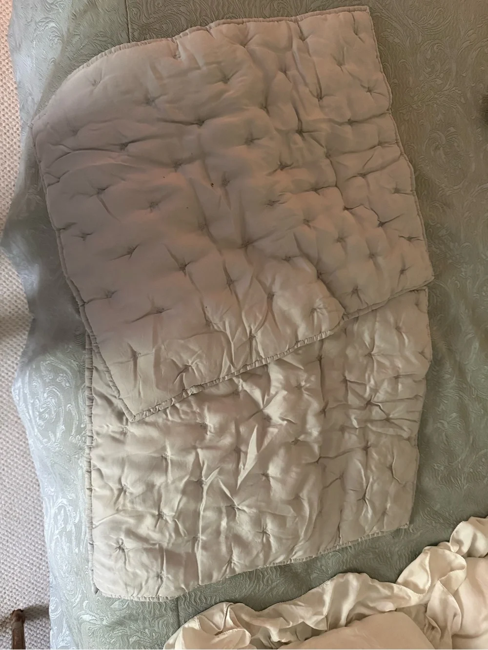 Pottery Barn Kids Quilted Tufted Mattress Pad - White